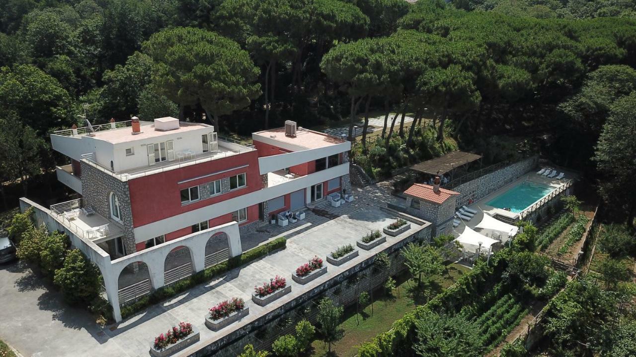 Mambrini Villa Sorrente